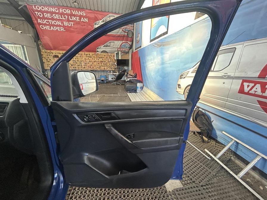 2017 Volkswagen Caddy MaxI Caddy Maxi C20 Startline TDI – GJ67CTV