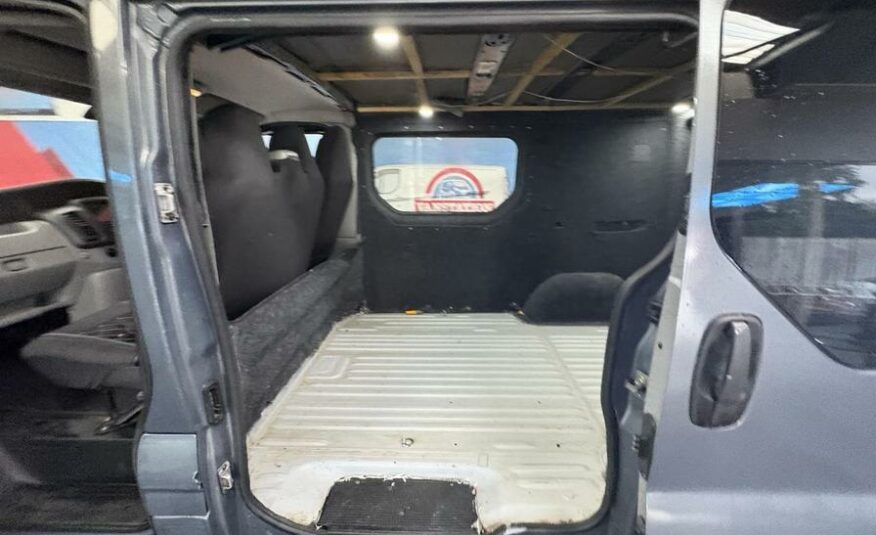 2014 Renault Trafic Trafic SL27 Sport DCI – GF14OUX