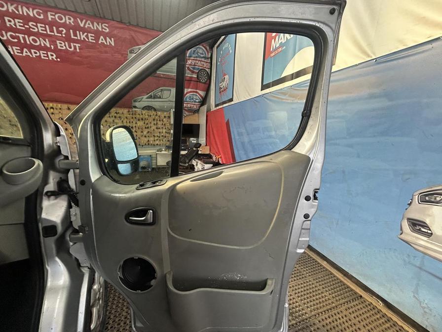 2013 Vauxhall Vivaro Vivaro 2700 Sportive CDTi SWB – DX13VSO