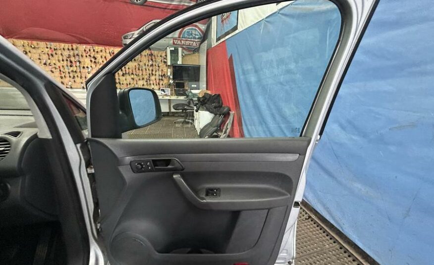 2013 Volkswagen Caddy MaxI Caddy Maxi C20 TDI – DN13VSM
