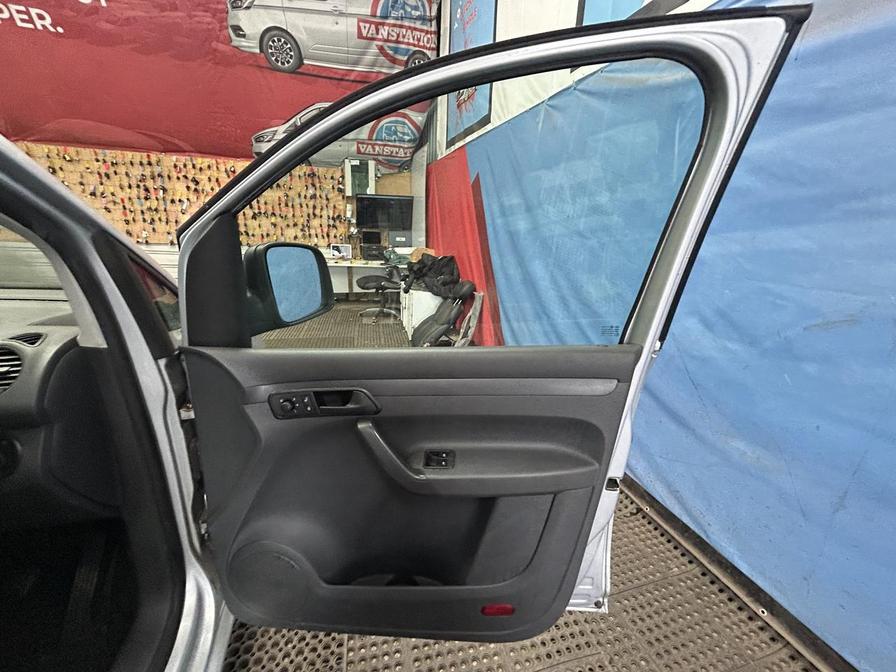 2013 Volkswagen Caddy MaxI Caddy Maxi C20 TDI – DN13VSM