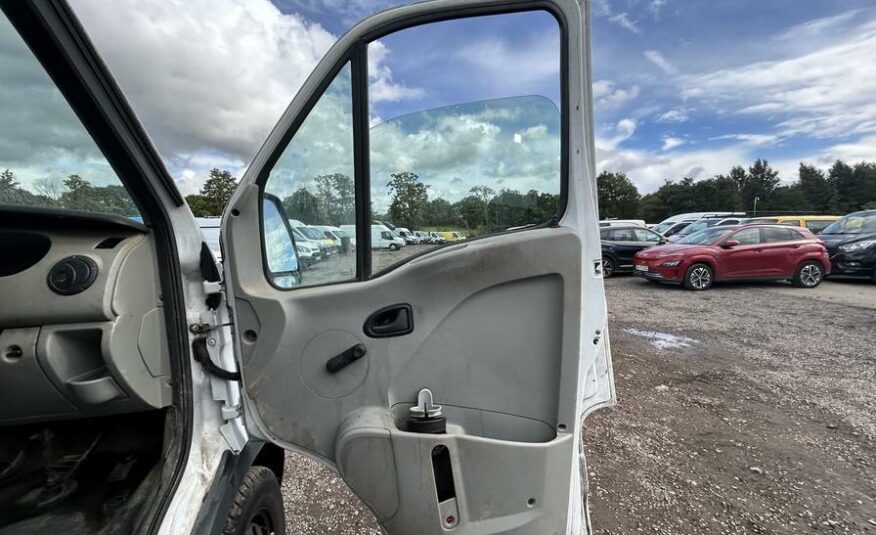 2008 Vauxhall Vivaro 2700 Sportive – LF58NYH