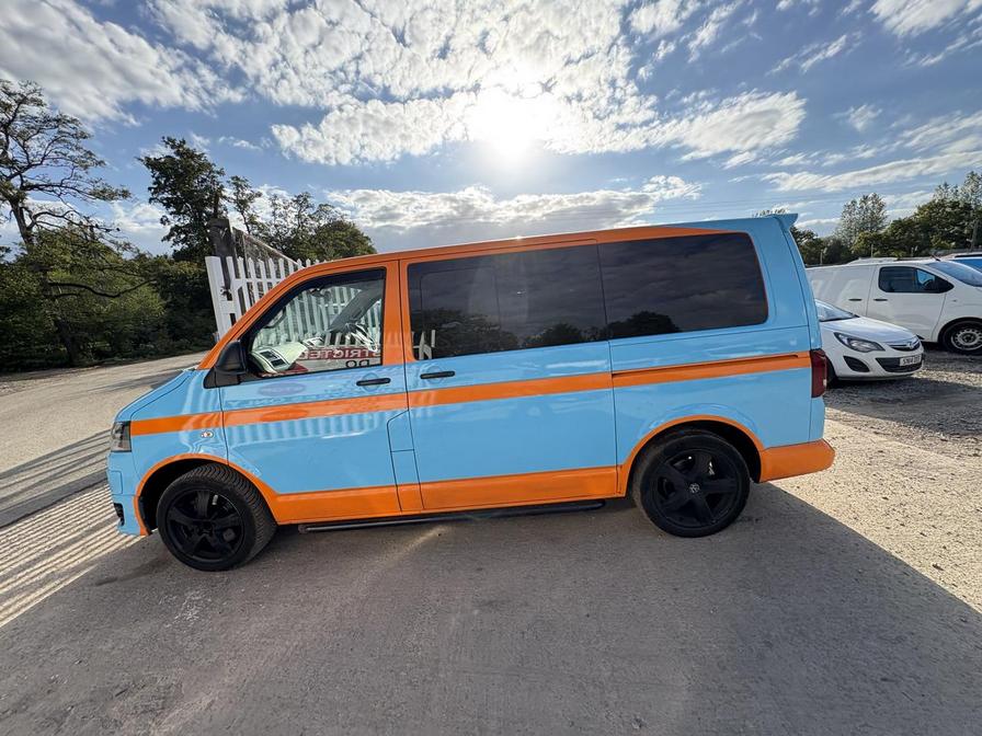 2012 Volkswagen Caravelle – Model: Caravelle Edition 25 TDI Semi-Auto – CA12FZJ