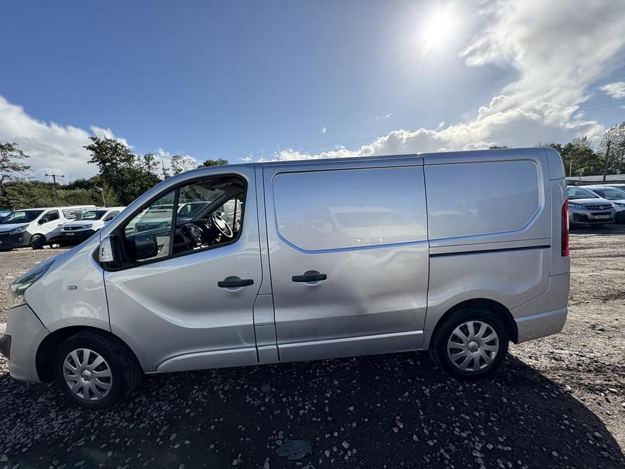 2018 Vauxhall Vivaro Vivaro 2700 Sportive CDTI – KY18EVX
