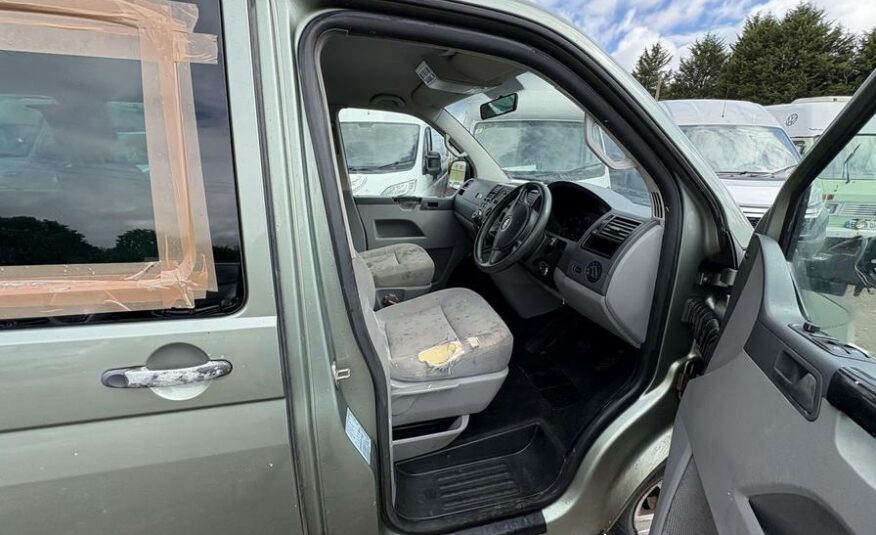2009 Volkswagen Transporter Transporter Shuttle SE 174 LWB – WX09JHF
