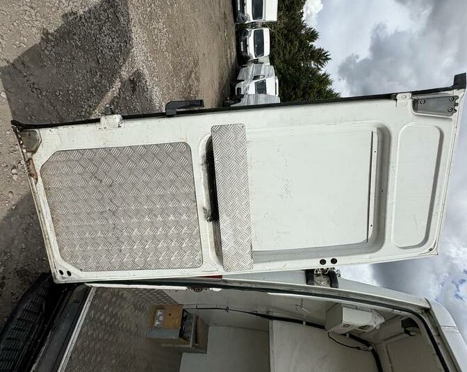 2000 Iveco Daily Daily 2000 35S11 LWB – X593BAJ