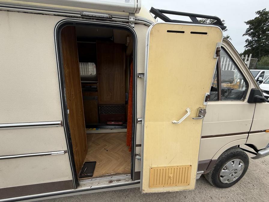1988 Renault Trafic Trafic AS Camper – E57HLD