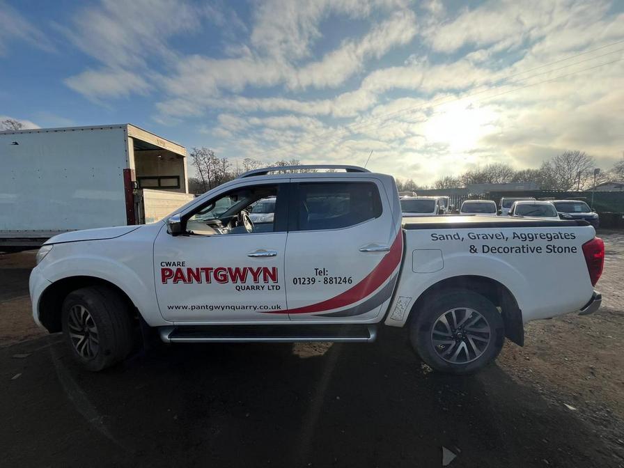 2016 Nissan NP300 Navara NP300 Navara Tekna dCi – CU16FRV