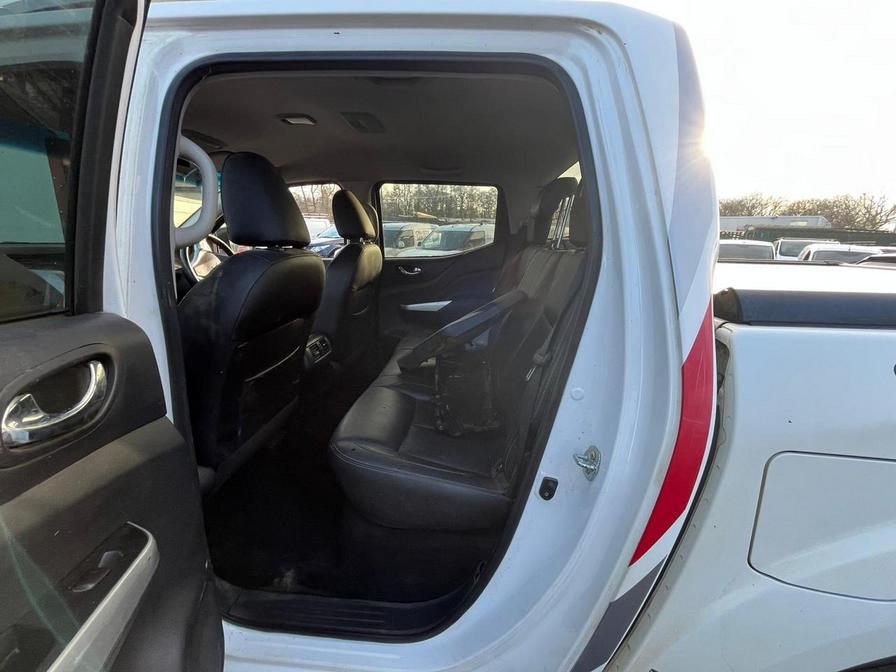 2016 Nissan NP300 Navara NP300 Navara Tekna dCi – CU16FRV