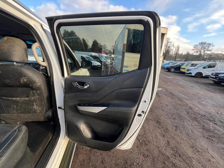 2016 Nissan NP300 Navara NP300 Navara Tekna dCi – CU16FRV