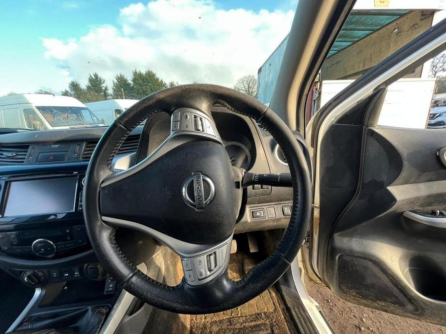 2016 Nissan NP300 Navara NP300 Navara Tekna dCi – CU16FRV