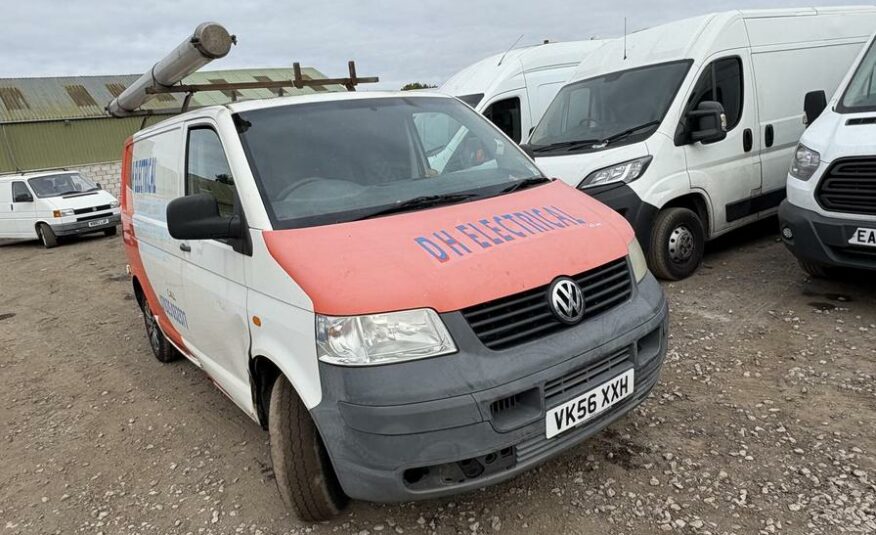 2007 Volkswagen Transporter Transporter T26 84 TDI SWB – VK56XXH
