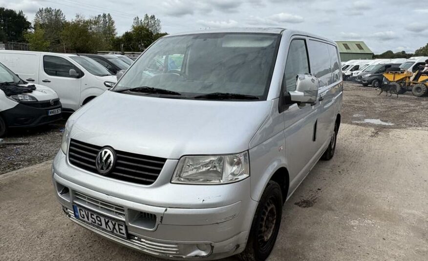2009 Volkswagen Transporter Transporter T28 102 TDI SWB – GV59KXE