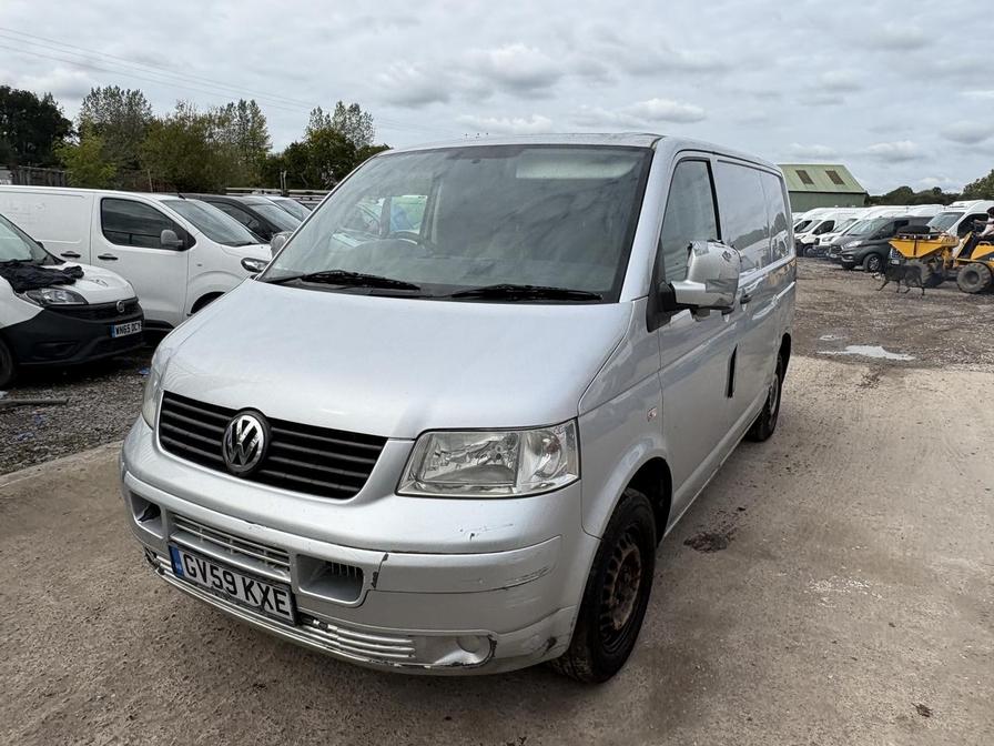 2009 Volkswagen Transporter Transporter T28 102 TDI SWB – GV59KXE