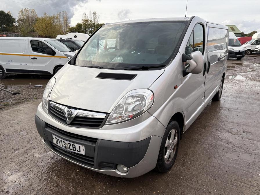2013 Vauxhall Vivaro – Model: Vivaro 2900 Sportive CDTi LWB – DY13ZBJ