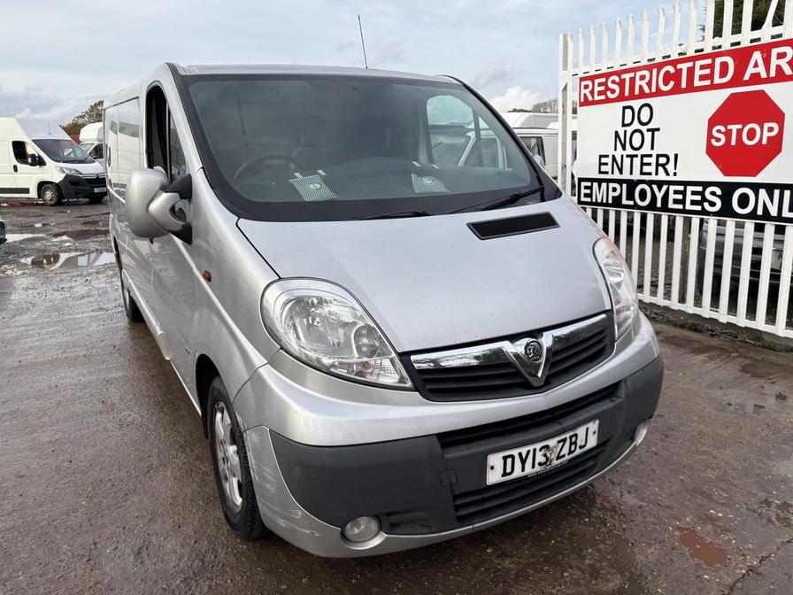 2013 Vauxhall Vivaro – Model: Vivaro 2900 Sportive CDTi LWB – DY13ZBJ