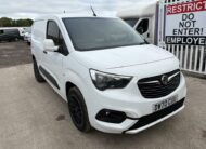 2021 Vauxhall Combo – Model: Combo 2300 Sportive TD – DW70CUU