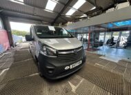 2017 Vauxhall Vivaro Combi Vivaro 2900 Combi CDTi Bi-T S/S – DY17YVN
