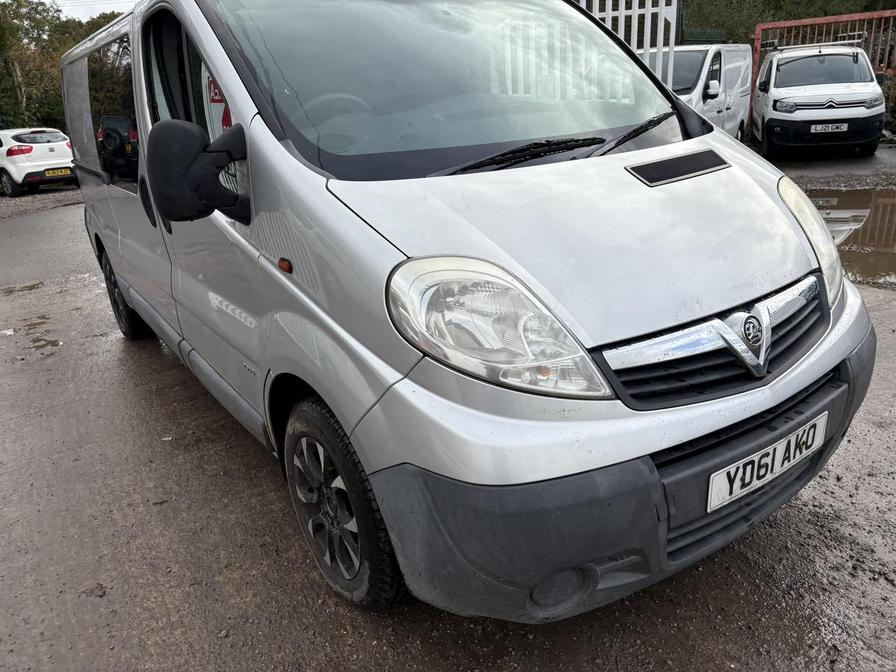 2011 Vauxhall Vivaro – Model: Vivaro 2900 CDTi Semi-Auto LWB – YD61AKO