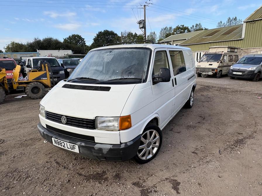 1995 Volkswagen Caravelle Transporter Caravelle – N982LUF