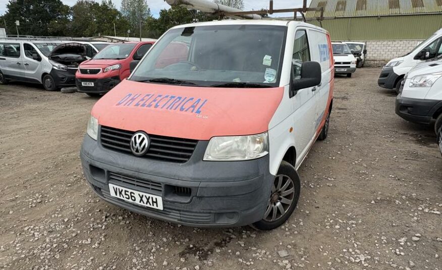 2007 Volkswagen Transporter Transporter T26 84 TDI SWB – VK56XXH