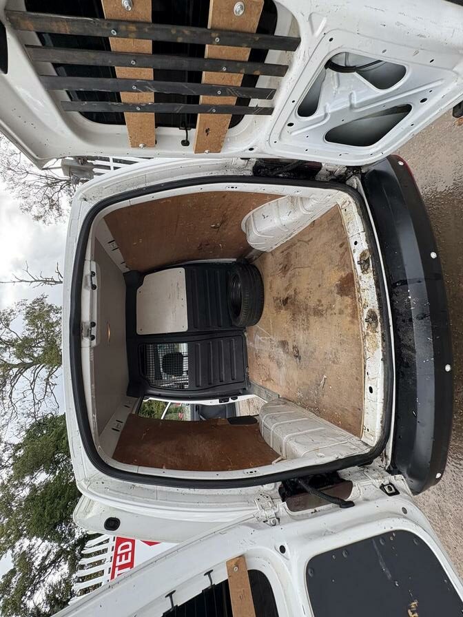 2013 Volkswagen Caddy – Model: Caddy C20 Trendline TDI – SC62HDE