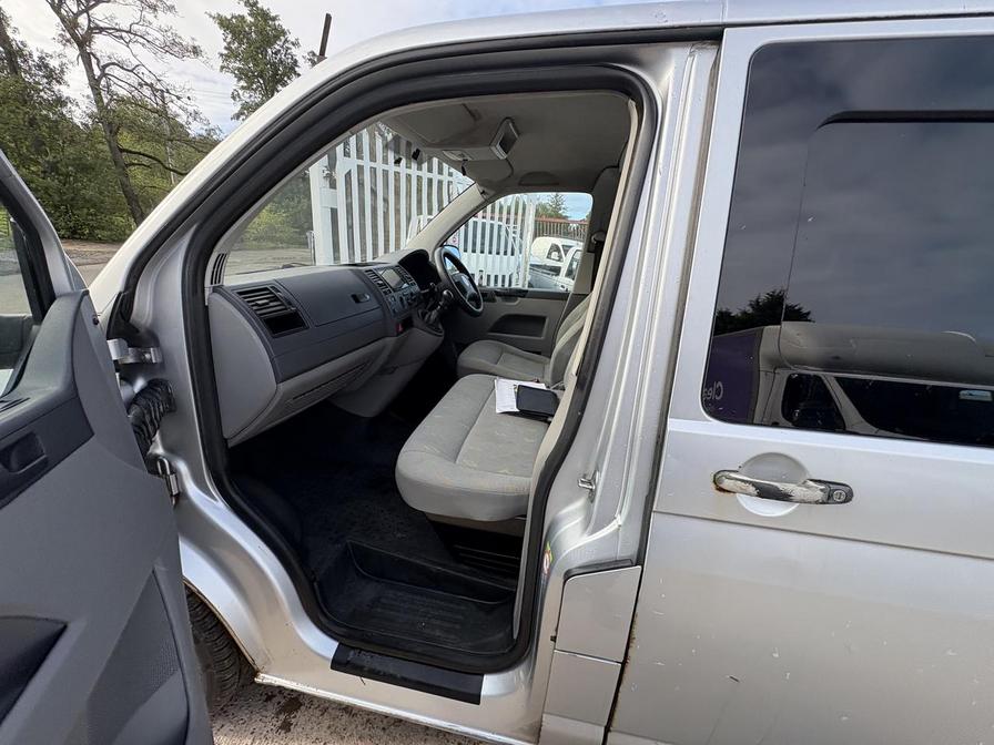 2007 Volkswagen Transporter Transporter T30 102 TDI LWB – GR56JKV