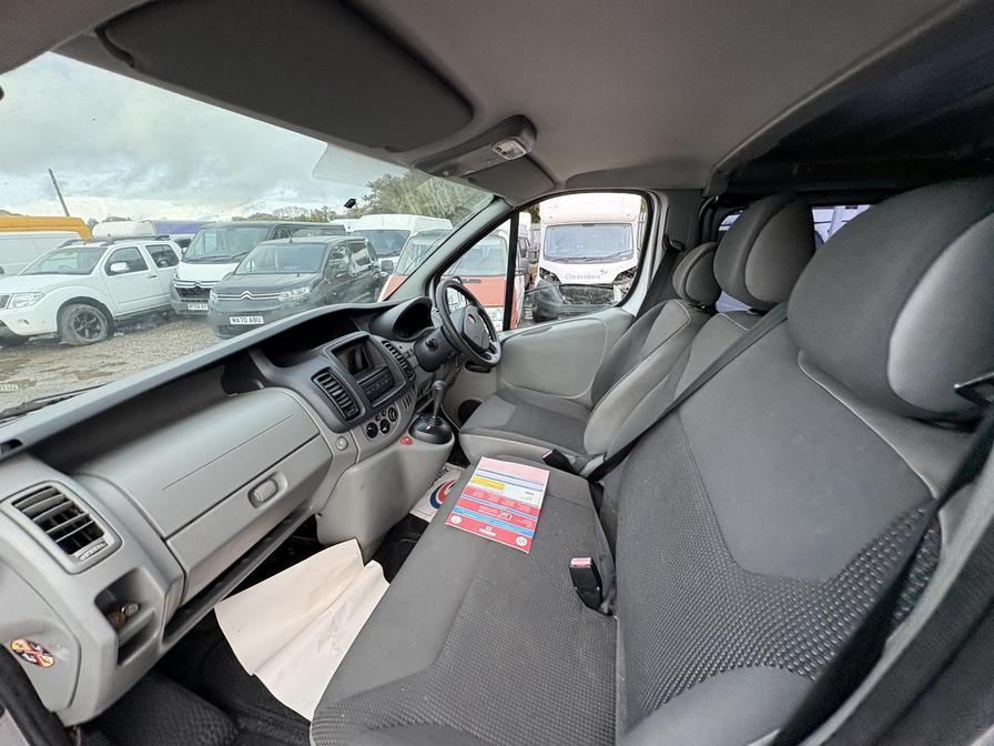 2011 Vauxhall Vivaro – Model: Vivaro 2900 CDTi Semi-Auto LWB – YD61AKO