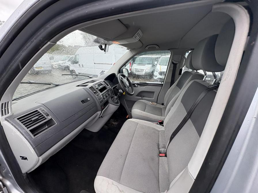 2014 Volkswagen Transporter – Model: Transporter T30 SE 140 TDI LWB – AF64LNV