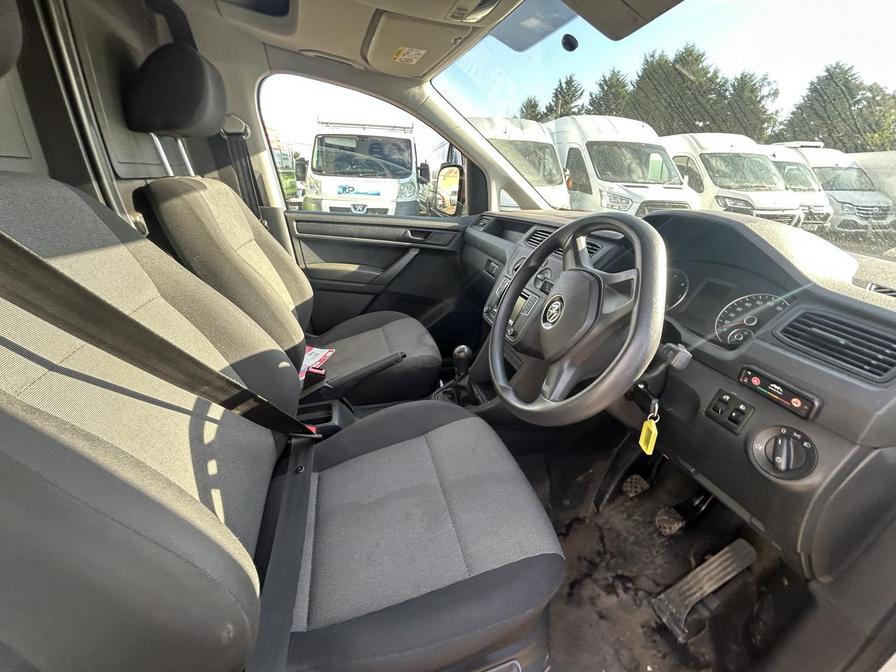 2016 Volkswagen Caddy Caddy C20+ Startline TDI – DX65XGJ