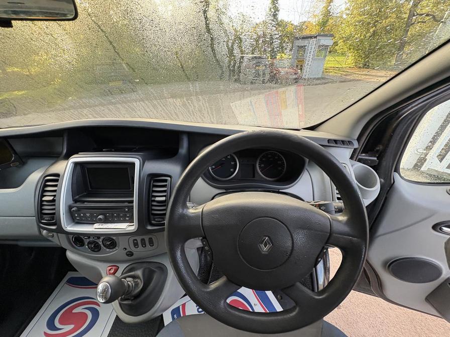 2014 Renault Trafic Trafic LL29 Sport DCI – YJ64BXO