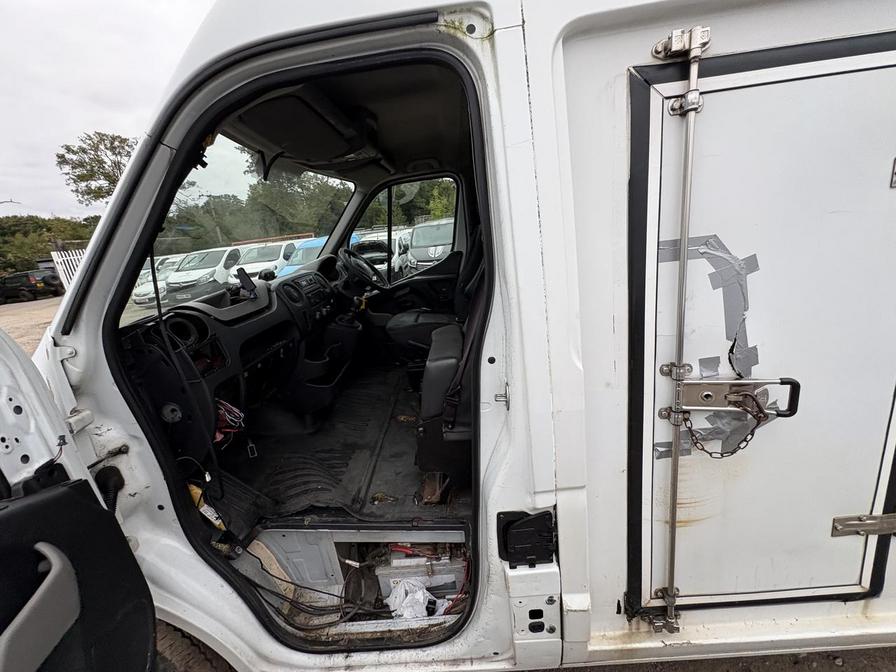2014 Renault Master Master MM35 Business DCI – DK64AJV