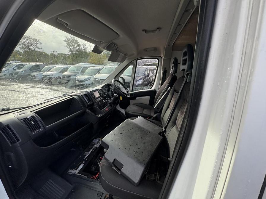 2016 Peugeot Boxer – Model: Boxer 333 Professional L1H1 HDi – YW65EOP