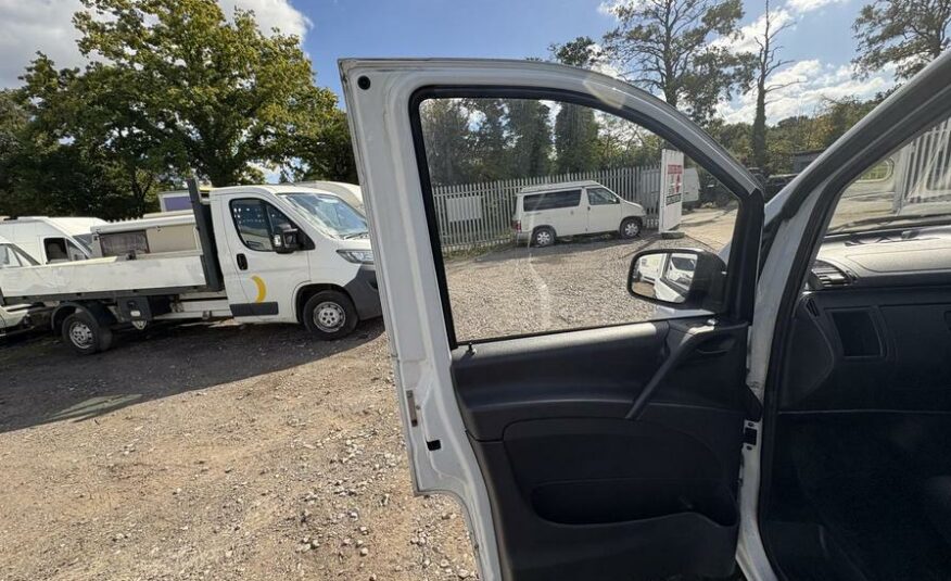 2015 Mercedes-Benz Vito Vito 113 CDi – DK15XXN