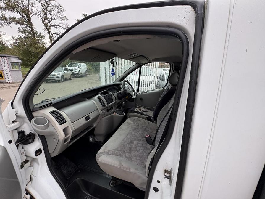 2006 Vauxhall Vivaro – Model: Vivaro Lowfloor CDTi 100 – DA06OBC