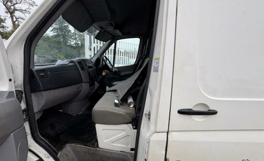 2006 Volkswagen Crafter – Model: Crafter CR35 136 LWB – VU56OWZ
