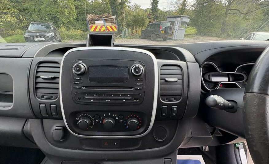 2015 Vauxhall Vivaro Vivaro  2700 Sportive CDTI – MV65WLB