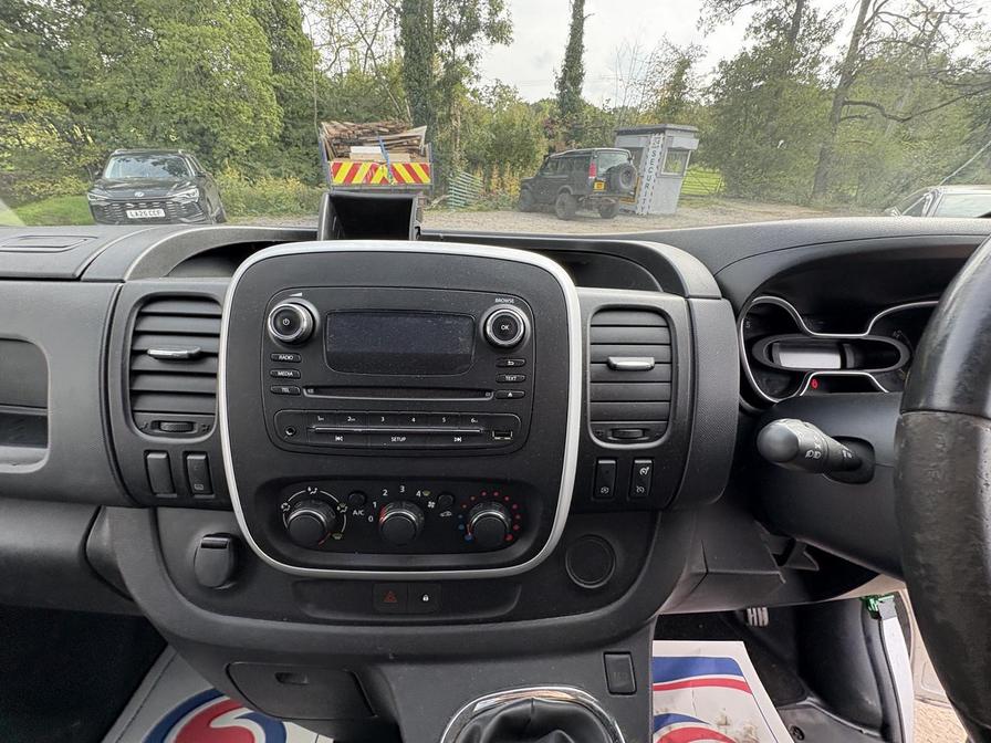 2015 Vauxhall Vivaro Vivaro 2700 Sportive CDTI – MV65WLB