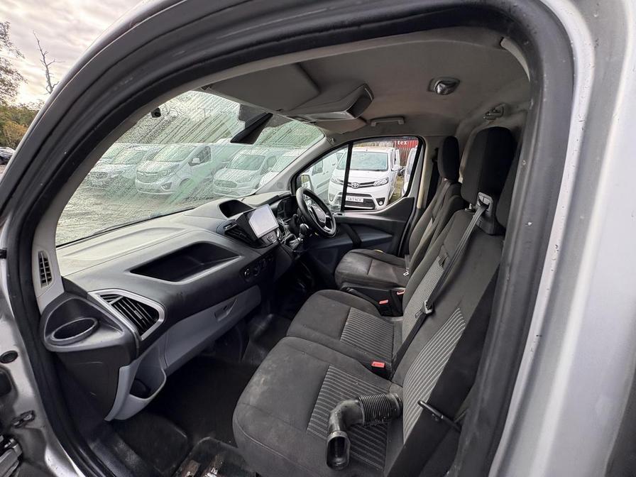 2015 Ford Transit Custom – Model: Transit Custom 290 Trend E-Tech – RK15YWJ