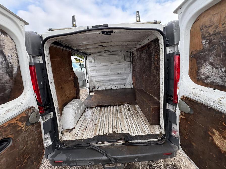 2014 Nissan Primastar – Model: Primastar SE DCI SWB – PN14EYO