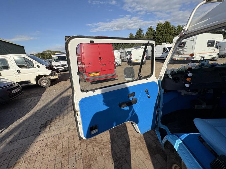 2002 Volkswagen Transporter – WU51FFO