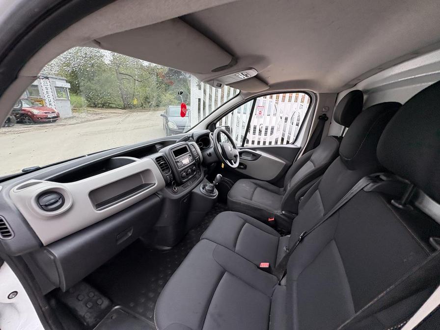 2017 Renault Trafic – Model: Trafic SL27 Business+ Energy dCi – YE17ZKX