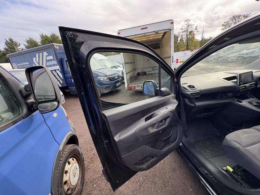 2019 Citroen Berlingo – Model: Berlingo 950 Enterprise Blue HDi S/S – FG69UAD