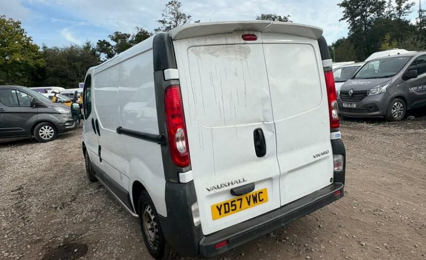 2007 Vauxhall Vivaro Vivaro  2700 CDTI SWB – YD57VWC