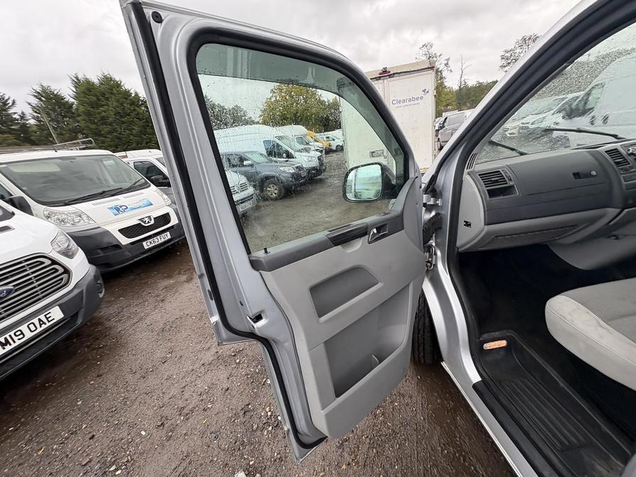 2014 Volkswagen Transporter – Model: Transporter T30 SE 140 TDI LWB – AF64LNV