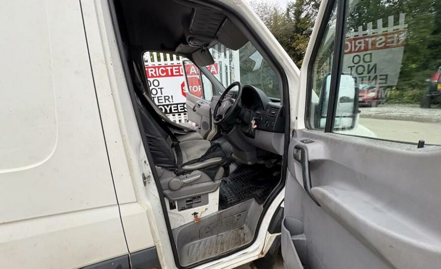 2006 Volkswagen Crafter – Model: Crafter CR35 136 LWB – VU56OWZ