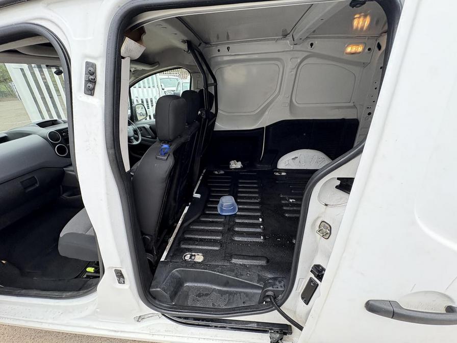 2018 Citroen Berlingo – Model: Berlingo 625 LX Blue HDi S/S – LD68YXE