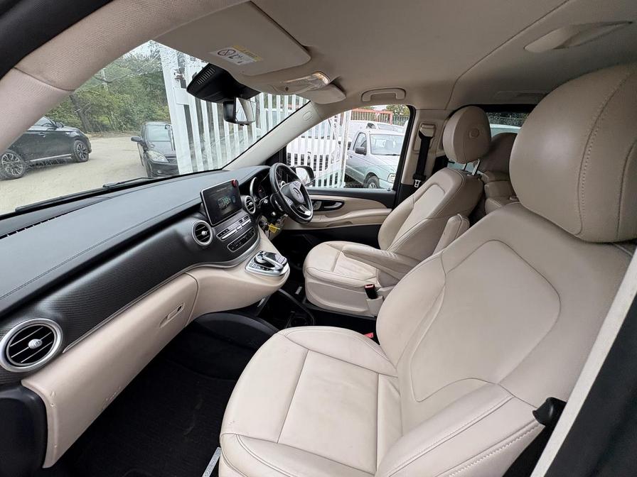 2017 Mercedes-Benz V-Class – Model: V 250 D AMG Line Auto – W4NYY/AU67XHP