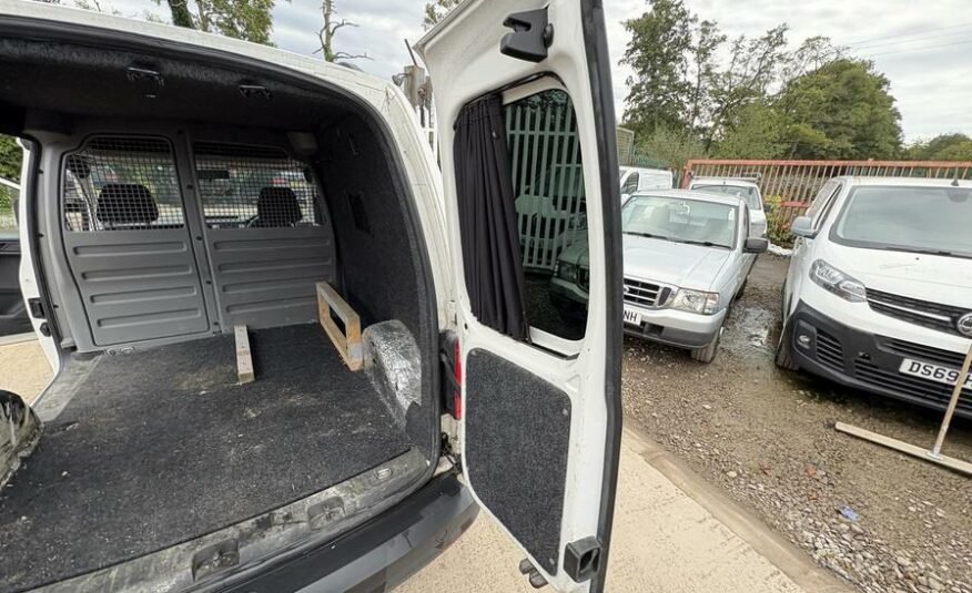 2017 Volkswagen Caddy Caddy C20 Startline TDI – GD67DJO/Y26DLP