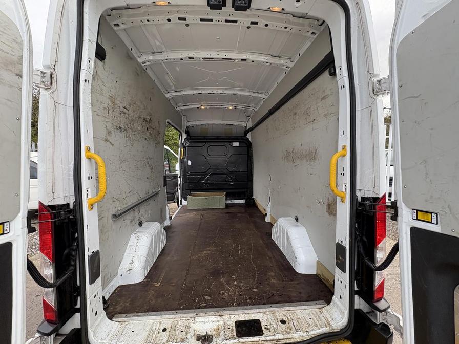 2020 Ford Transit – Model: Transit 350 Leader EcoBlue – LR70MZY